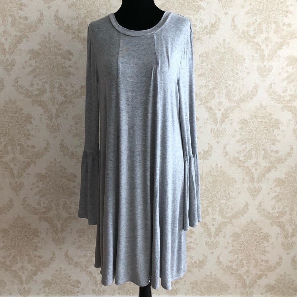 BCBGeneration bell sleeves dress